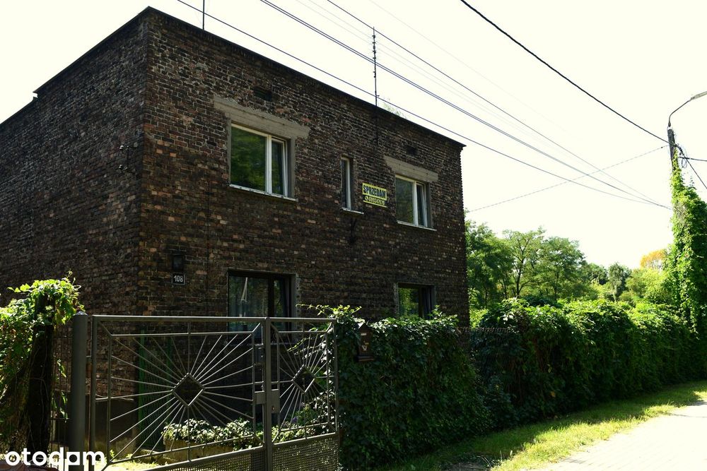 Dom wolnostojący w atrakcyjnej lokalizacji