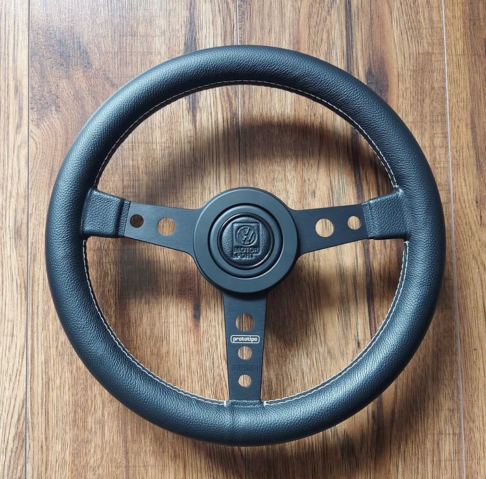 Momo Prototipo 32cm kierownica sportowa VW Motorsport Golf Corrado Polo Lupo Jetta Passat gti r32 r36 vr6 naba Porsche Audi BMW Opel nardi sparco