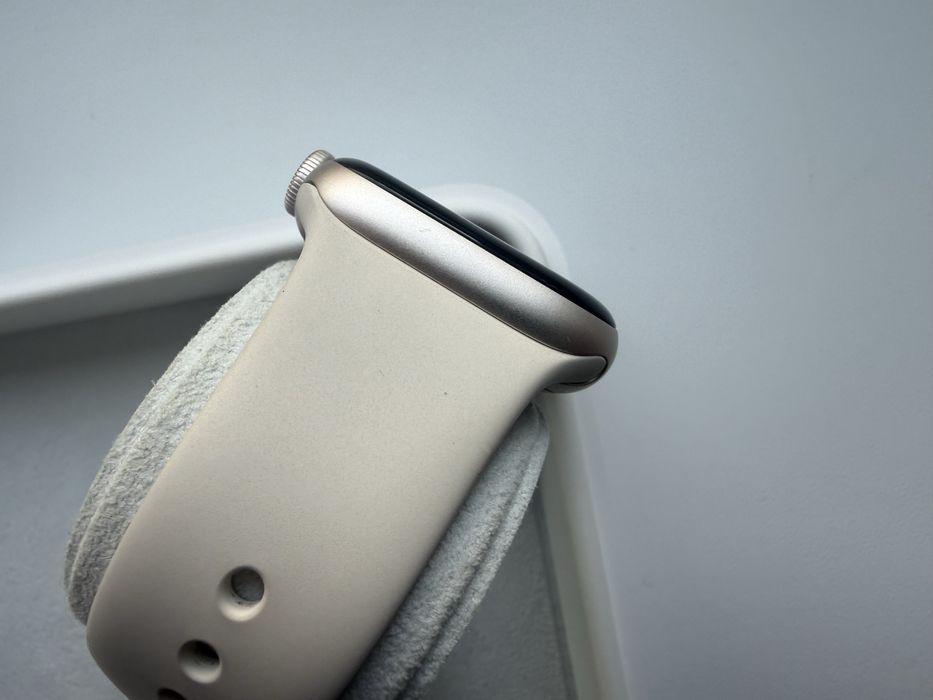 Apple Watch SE 3 40mm Starlight 100%