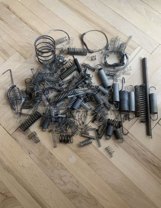 Пружини / пружинки