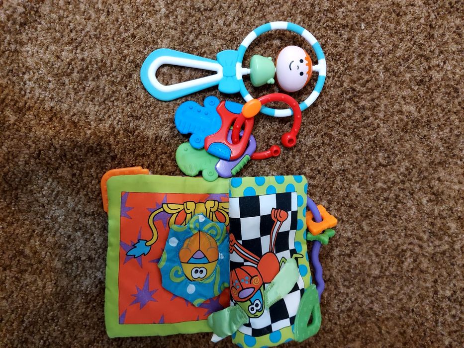 Продам игрушки детские