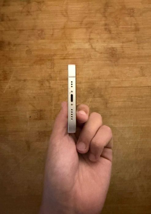 Iphone 13 *excelente estado*