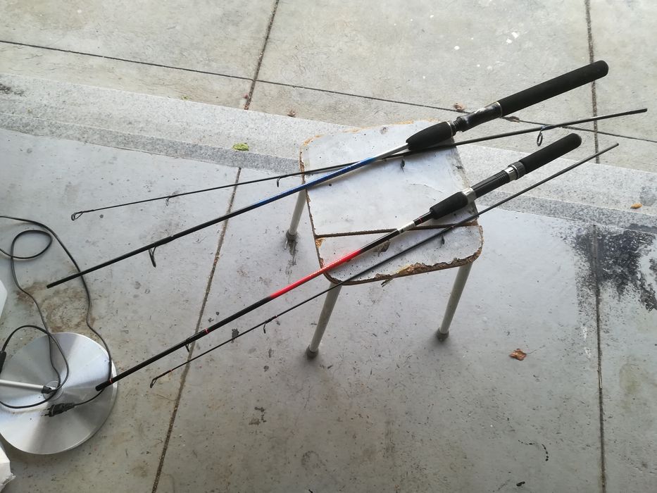 Canas de pesca e carretos
