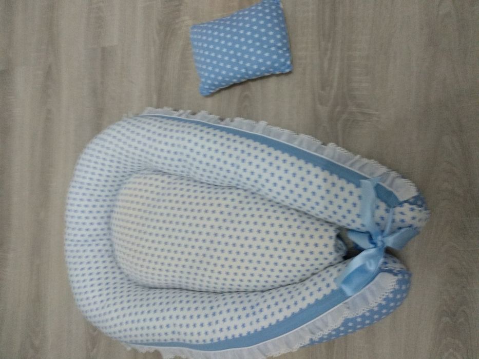 Ninho bebé azul
