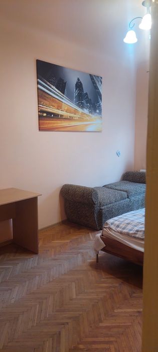 Продаж 2кім Героїв УПА
