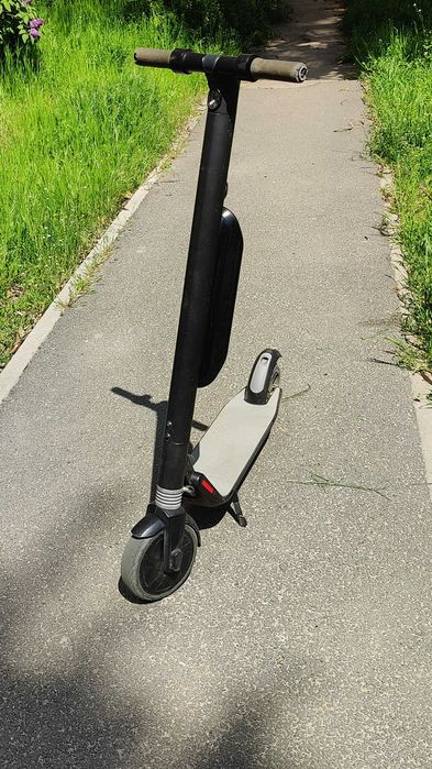 Електросамокат ninebot es2  segway найбот
