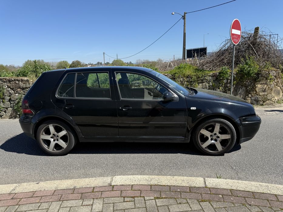 Volkswagen Golf IV 1.9 TDI 110cv foto 2