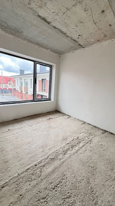 Зданий дуплекс ,готовий до ремонту