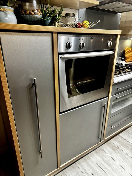 Meble kuchenne plus dodatki