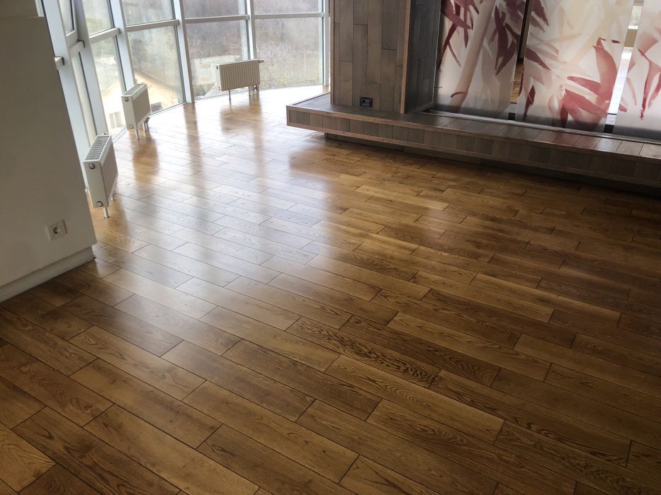 Паркетные работы 400грн/м2.ремонт,шлифовка,колеровка деревянного пола.