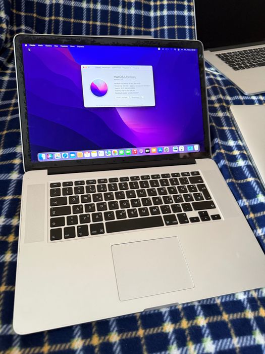 Apple MacBook Pro 15 2015 core i7 16/512