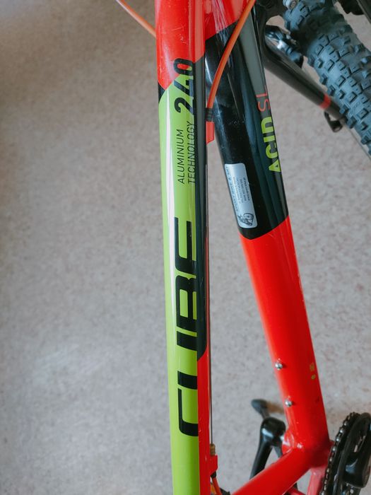Rower Cube Acid 240 sl