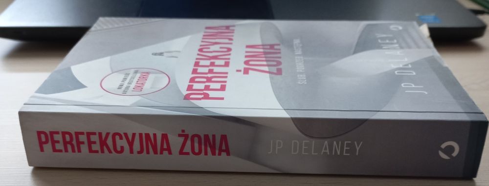 Książka ,,Perfekcyjna żona"