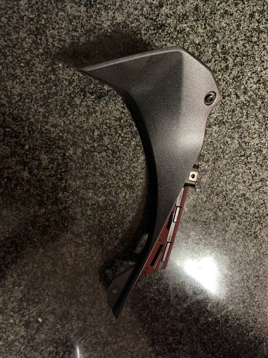 Kawasaki ZX6R 636 OSŁONA Owiewka TYŁ 18/19/20/21 PRAWY 55028/0676 A774