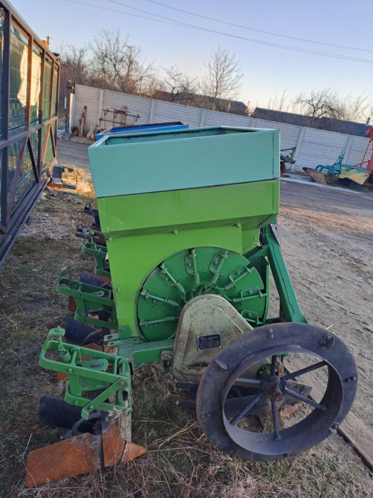 Саджалка з Європи