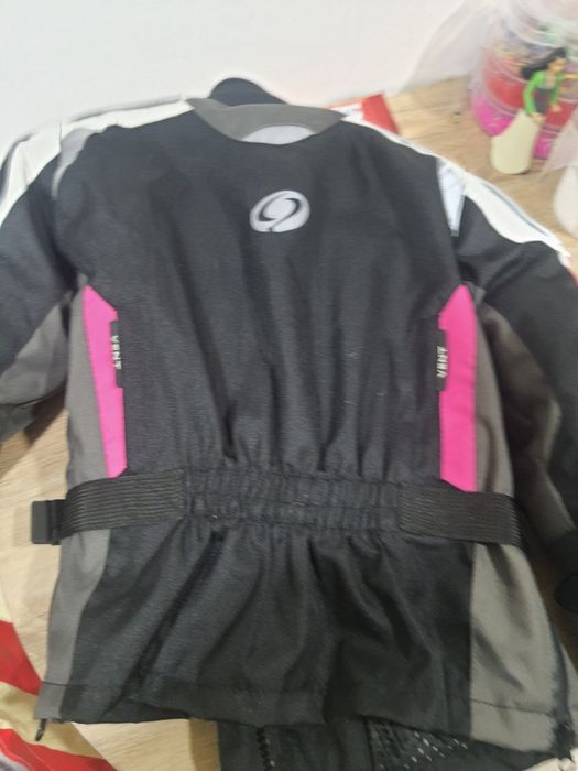 Casaco de mota de menina