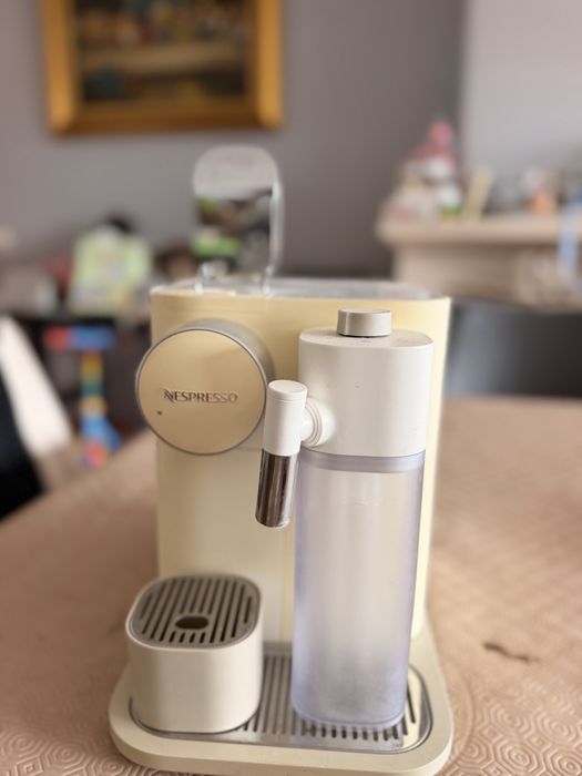 Maquina cafe nespresso