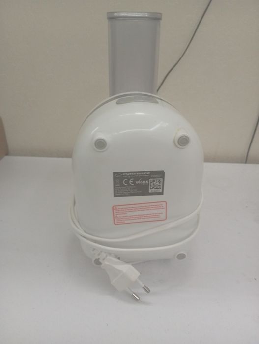 Электрическая овощерезке.