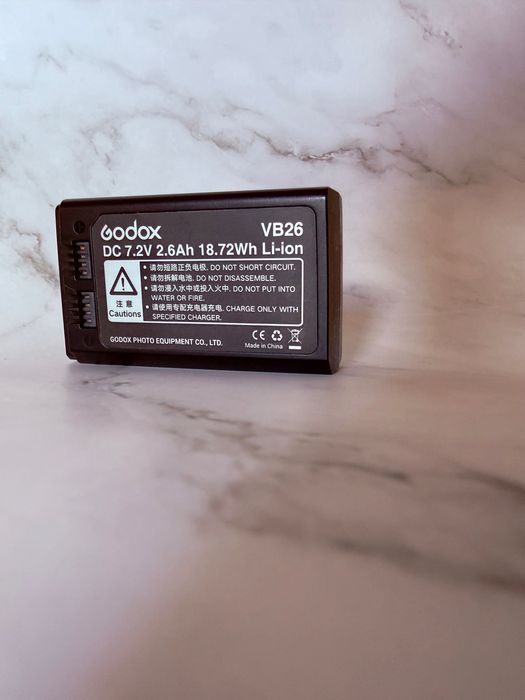 Flash Godox V1 para Fujifilm + Bateria Extra Godox VB26 Original