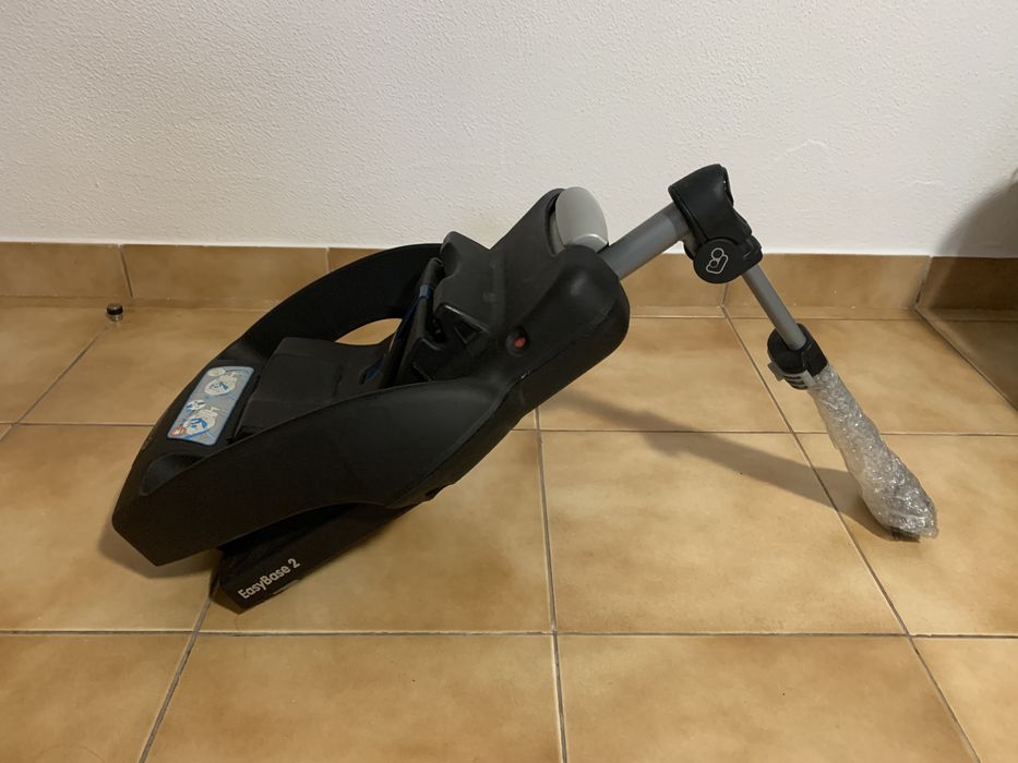 Carrinho, ovo e base para ovo Bebeconfort