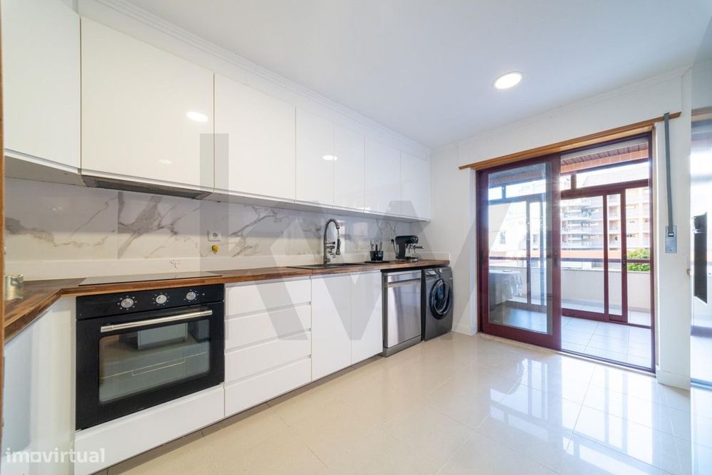 T3 - Perto Da Praia C/ Garagem | Oeiras
