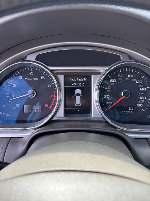 Продам авто Audi Q7