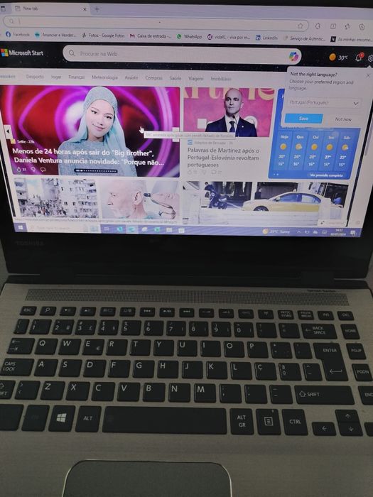 Toshiba Satellite Radius 14 Laptop, 140W64751908984963121