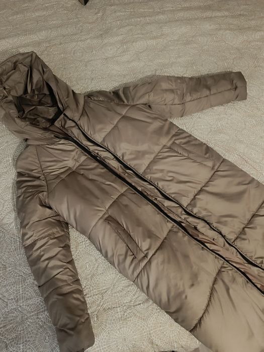 Пуховик.  зимовий