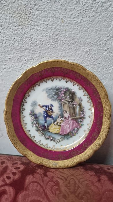 Velharias e usados.