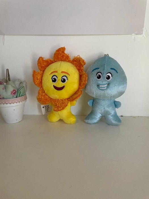 Peluches vegetais e frutas e outros