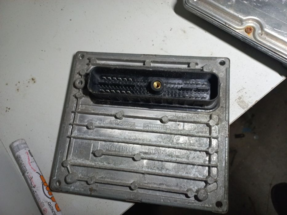 Sterownik silnika komputer ford Focus mk2 c max 1.6 benzyna