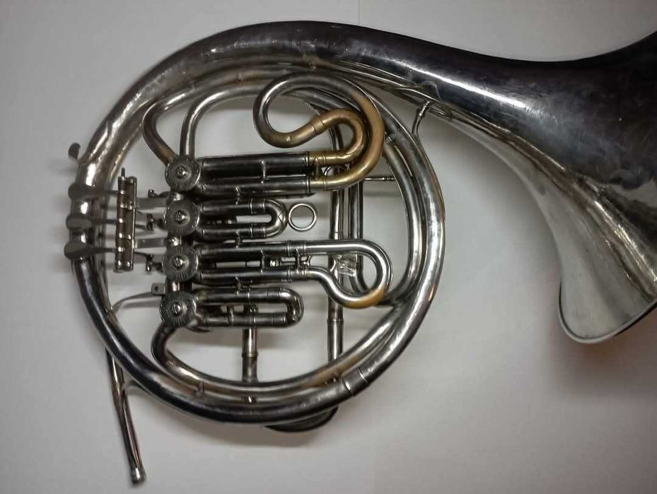 Валторна полуторна