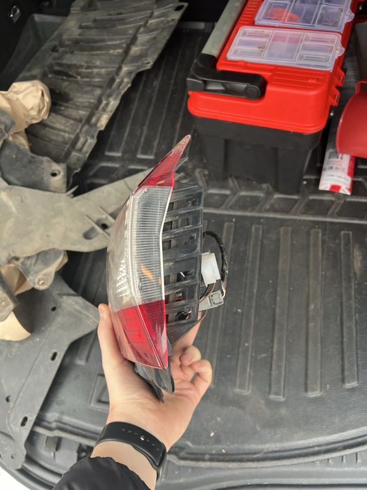 Фонарь в ляду правый Ford Mondeo 4 (2011-2014 рестайлинг)