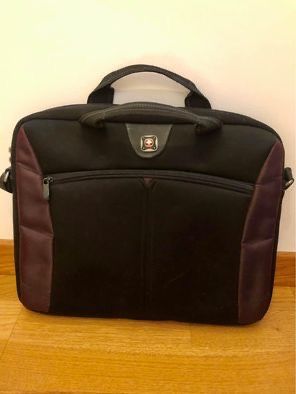 Torba na laptop czarna