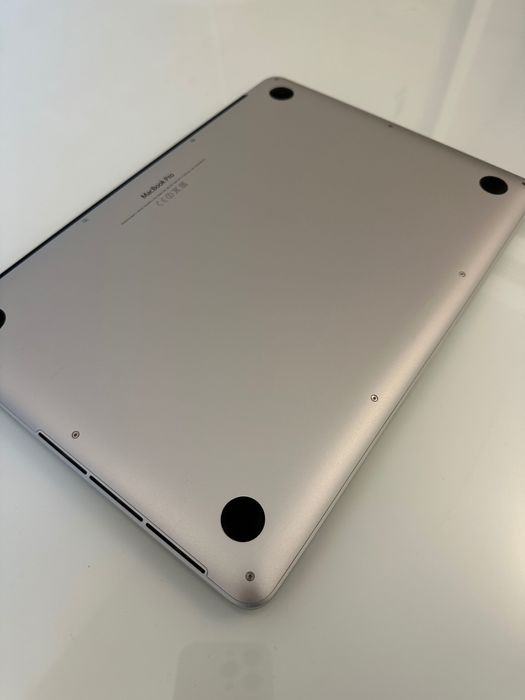 MACBOOK PRO 13" Retina
