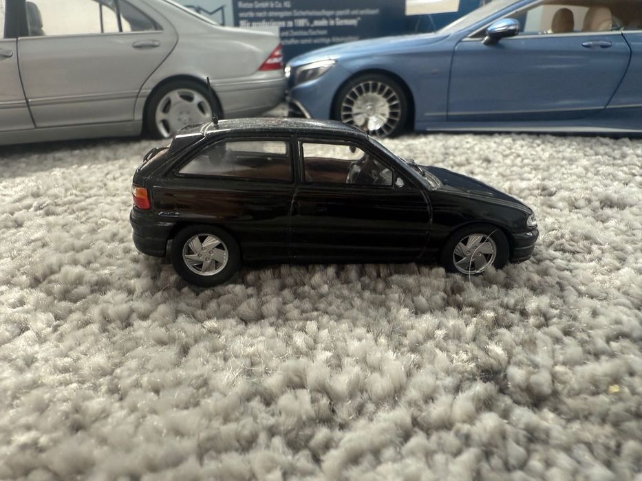 Opel astra gsi 1:43 triple 9/// 1 z 1000 sztuk