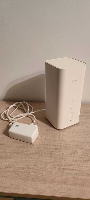 Router Huawei B818-263 z anteną LTE 4G MIMO