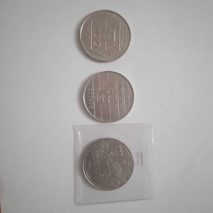 Moedas Comemorativas 200$00