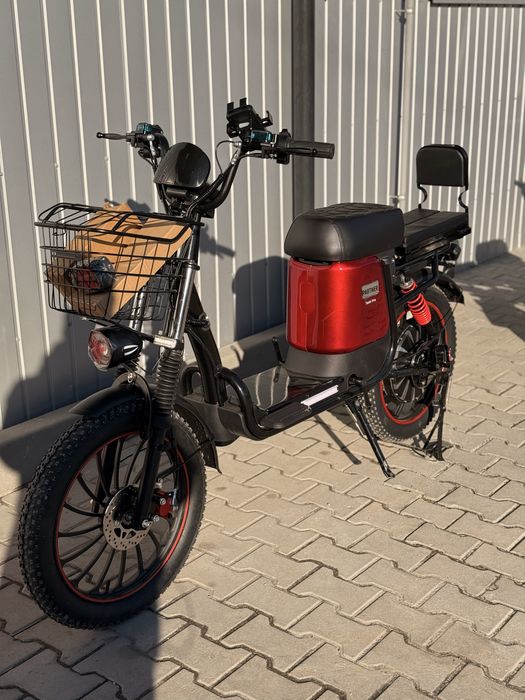 Електроскутер  Partner tank pro