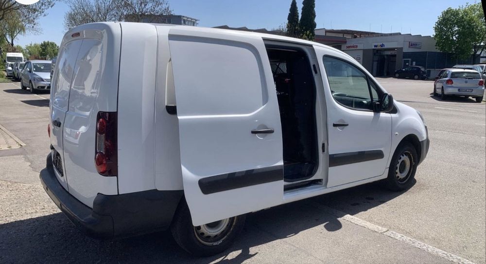 Citroen berlingo 1.6 eHDI 100 CV 2016 automatica longa
