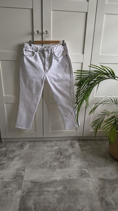 Białe spodnie Topshop Straight mom jeans z wysokim stanem XL