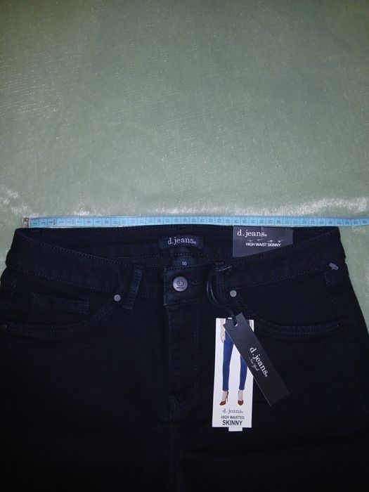 Джинси жіночі чорні