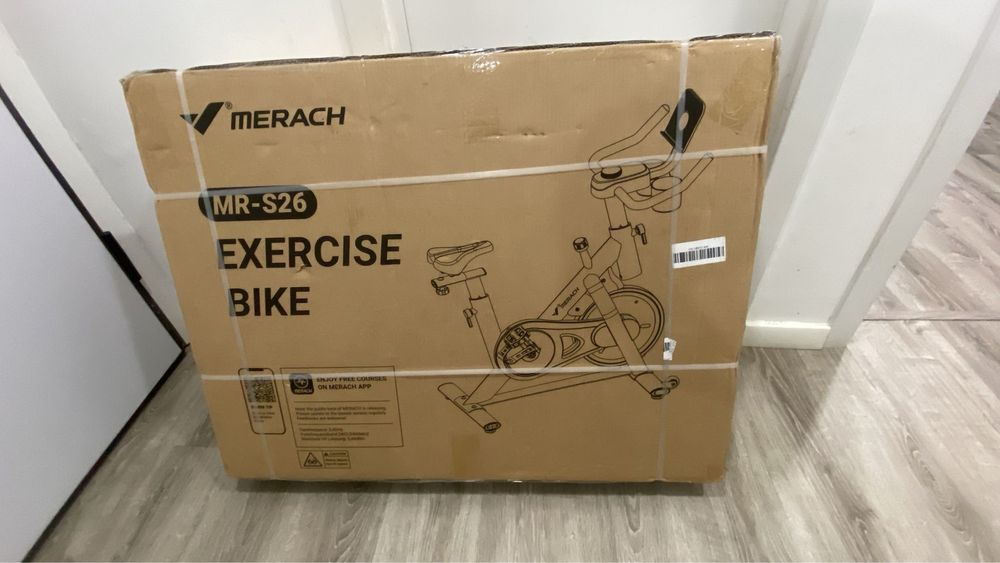 Vendo bicicleta de treino nova fechada