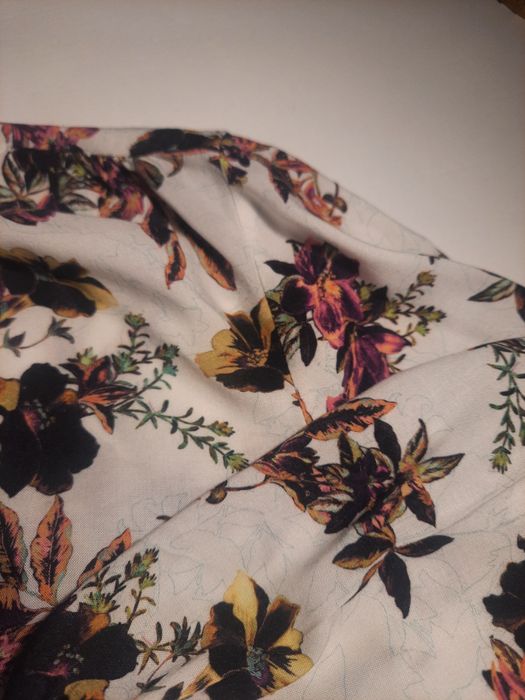 Wiosenna bluzka w kwiaty oversize  Simplicity L 100% wiskoza