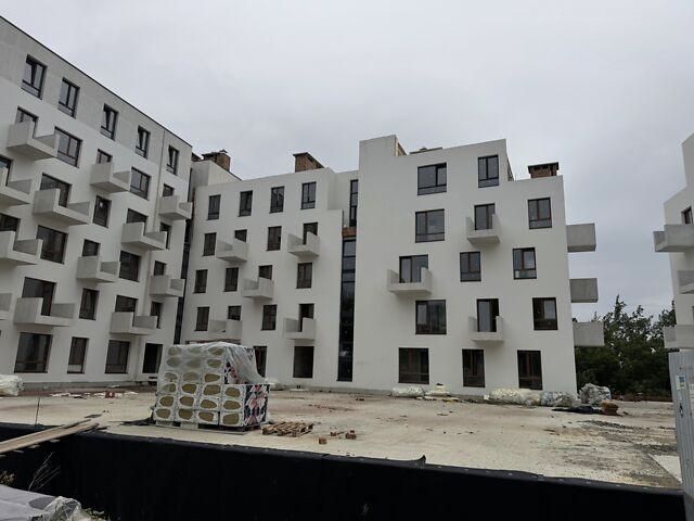 Продаж 2 кімн.квартира 82.50 м² 3/3ц вул.Пилипа Орлика 102000$