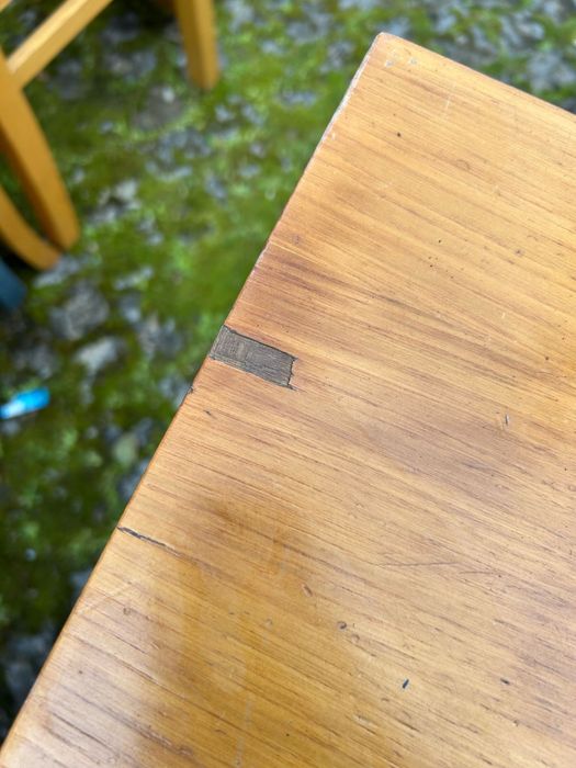 Dining table with 4 chairs64584687052931122