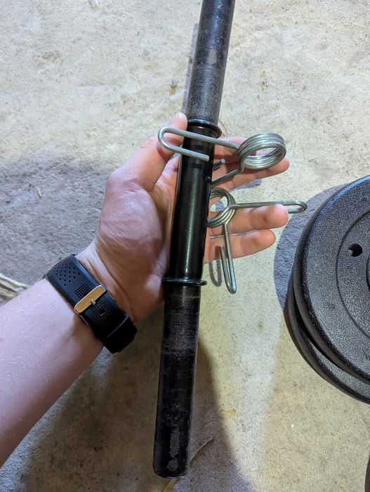 Продам бліни на гантелі 19кг гриф для гантелі і 2 зажима