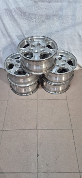 5 jantes originais Mitsubishi Pajero (V60) 3.2 DiD
