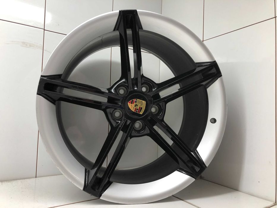 felga 21 porsche taycan oem super stan tylna 11.5 et66
