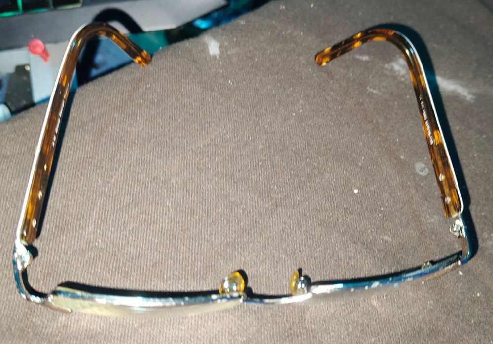 sprzedam pudełko+okulary+4 D